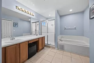 942 Henley Cir, Davenport, FL 33896 - Photo 37