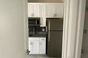 502 Brunswick Dr, Davenport, FL 33837 - Photo 9