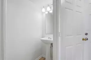 1046 Brenton Leaf Dr, Ruskin, FL 33570 - Photo 31