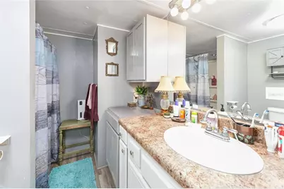 18486 SE 52nd Street, Ocklawaha, FL 32179 - Photo 15