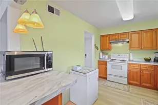 1640 Juno Trail, Astor, FL 32102 - Photo 11