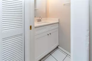 2011 Arbor Dr, Clearwater, FL 33760 - Photo 25