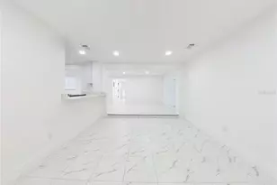 38 N Alder Dr, Orlando, FL 32807 - Photo 9