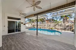 2132 Tiptree Cir, Orlando, FL 32837 - Photo 3