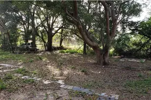 1102 Emeralda Rd, Orlando, FL 32808 - Photo 3