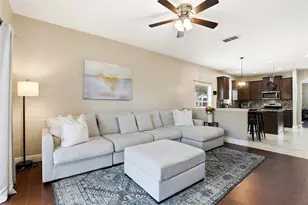 13567 Mirror Lake Dr, Orlando, FL 32828 - Photo 3