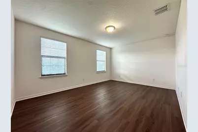 5673 Elsinore Way, Lakeland, FL 33805 - Photo 15