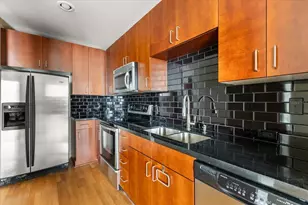 155 S Court Ave, Orlando, FL 32801 - Photo 3