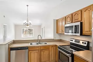 142 Sabal Palm Ct, Sanford, FL 32773 - Photo 7