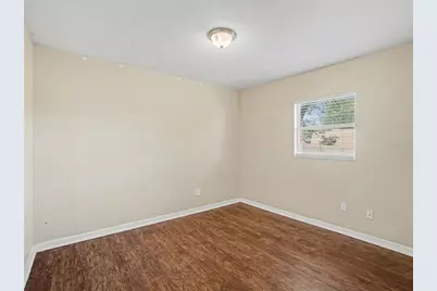 5804 Wayt Court, Orlando, FL 32810 - Photo 13