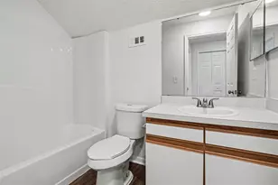 210 Belvoir Dr, Davenport, FL 33837 - Photo 11