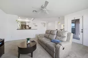 1911 Commander Way, Kissimmee, FL 34746 - Photo 15