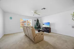 1911 Commander Way, Kissimmee, FL 34746 - Photo 13