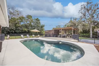 323 McLain Lane, Geneva, FL 32732 - Photo 9