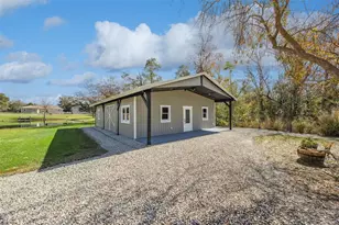 323 McLain Ln, Geneva, FL 32732 - Photo 31