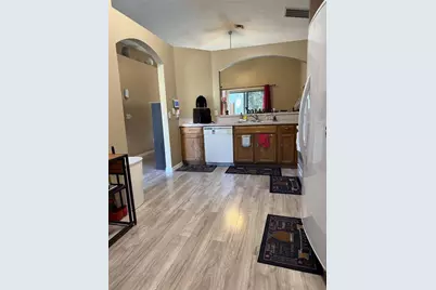 300 Heritage Estates Lane, Deland, FL 32720 - Photo 5
