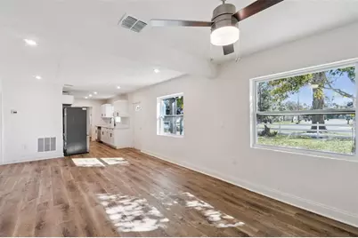 5301 Barnett Place, Orlando, FL 32808 - Photo 9