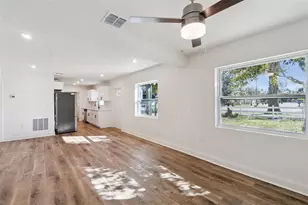 5301 Barnett Pl, Orlando, FL 32808 - Photo 9