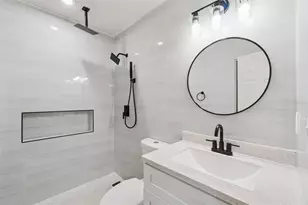 5301 Barnett Pl, Orlando, FL 32808 - Photo 19