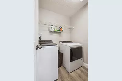 9319 Marsh Oaks Court, Orlando, FL 32832 - Photo 21