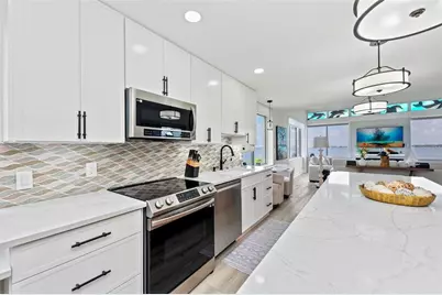 5153 Isla Key Boulevard S #408, Saint Petersburg, FL 33715 - Photo 9