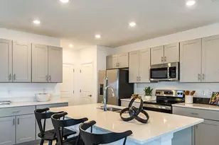 732 Hazelwood Ct, Haines City, FL 33844 - Photo 5