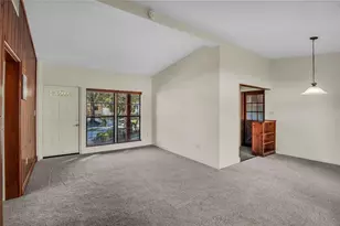 3915 Pelican Ln, Orlando, FL 32803 - Photo 13