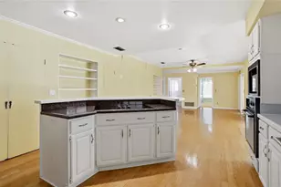 570 Dommerich Dr, Maitland, FL 32751 - Photo 13