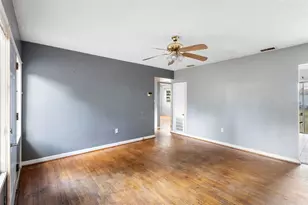 3600 Amigos Ave, Orlando, FL 32808 - Photo 5