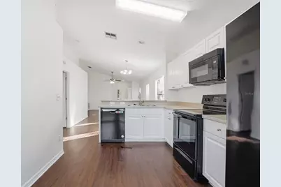 7512 Oxford Garden Circle, Apollo Beach, FL 33572 - Photo 15