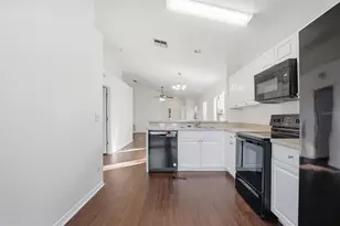 7512 Oxford Garden Cir, Apollo Beach, FL 33572 - Photo 15