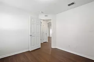 7512 Oxford Garden Cir, Apollo Beach, FL 33572 - Photo 21