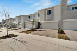 392 Nine Iron Dr, Davenport, FL 33896 - Photo 3