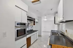 1006 Buena Vista Ct, Orlando, FL 32818 - Photo 11