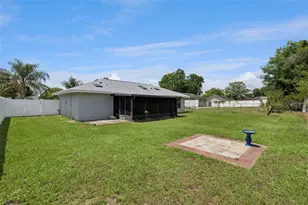 942 Windbrook Dr, Deltona, FL 32725 - Photo 37