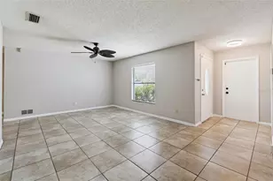942 Windbrook Dr, Deltona, FL 32725 - Photo 23