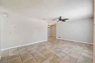 942 Windbrook Dr, Deltona, FL 32725 - Photo 3
