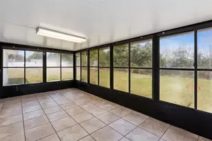 942 Windbrook Dr, Deltona, FL 32725 - Photo 25