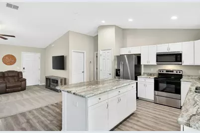 10142 SW 137th Court, Dunnellon, FL 34432 - Photo 13