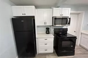 1630 Harbor Dr, Clearwater, FL 33755 - Photo 5