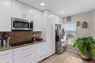 10742 Derringer Dr, Orlando, FL 32829 - Photo 3