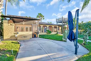 4951 Galleon Ct, New Port Richey, FL 34652 - Photo 9