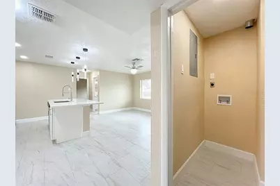 4052 Castlegate Drive, Orlando, FL 32839 - Photo 33