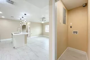 4052 Castlegate Dr, Orlando, FL 32839 - Photo 33