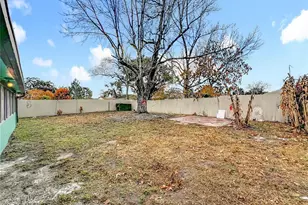 4052 Castlegate Dr, Orlando, FL 32839 - Photo 41