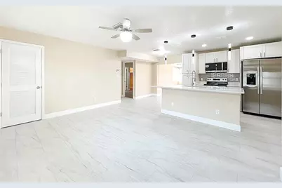 4052 Castlegate Drive, Orlando, FL 32839 - Photo 5