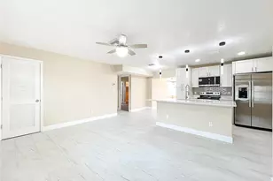 4052 Castlegate Dr, Orlando, FL 32839 - Photo 5