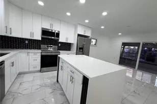 5039 Pelican Dr, New Port Richey, FL 34652 - Photo 3