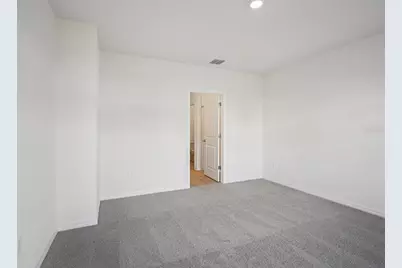 1749 Brekey Way, Zephyrhills, FL 33541 - Photo 17