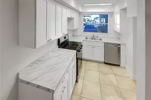 1028 Apollo Beach Blvd, Apollo Beach, FL 33572 - Photo 7